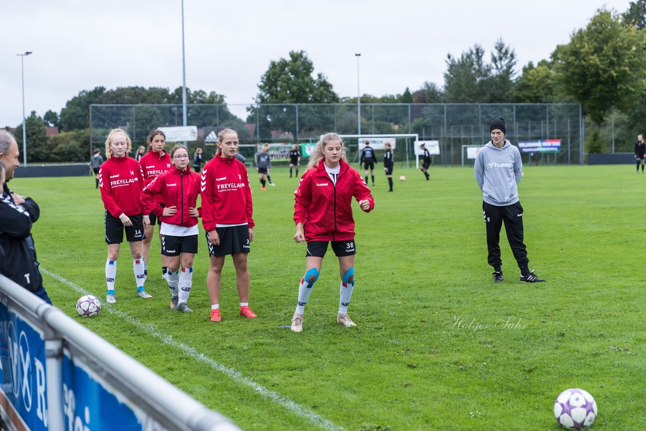 Bild 52 - wBJ SV Henstedt Ulzburg - SG TuRa Meldorf/BGM : Ergebnis: 5:1